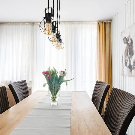 Holiday home Dreamy Near Forest *